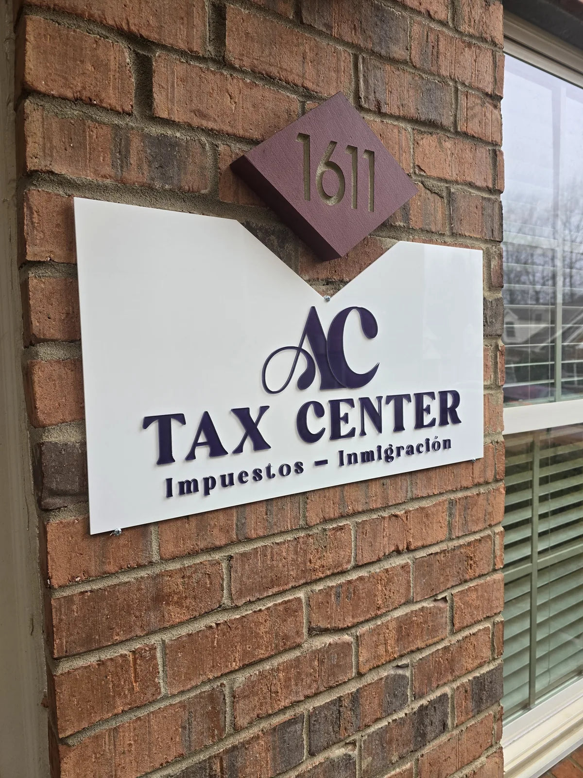 Exterior business sign